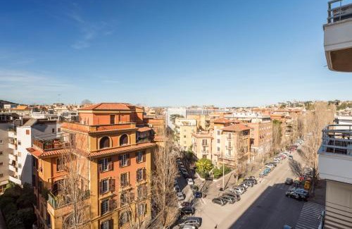 Quartiere XV Della Vittoria Apartment | Charming Mazzini Apartment