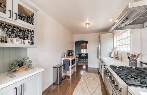 East Mesa House | Charming Mesa Ocean View