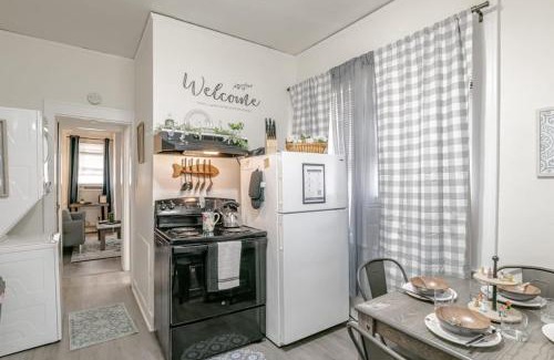 Hannon Park Apartment | Charming Midtown Apt - Hannon Hideaway Unit B
