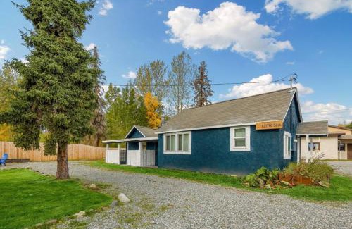 North Star House | Charming Midtown Bungalow Slumber Village 2