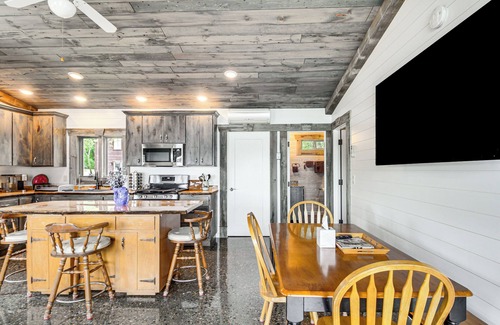 New York Mills Cabin | Charming Minnesota Cabin w/Dock on Big Pine Lake!