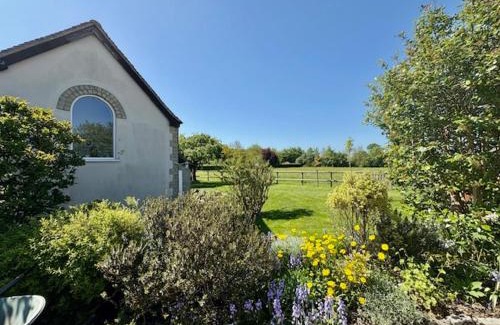 West Knoyle House | Charming modernized country cottage Near Mere, Wiltshire
