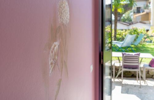 Colmegna Apartment | CHARMING MOMENT di Villa Porta - Residenza Ortensia