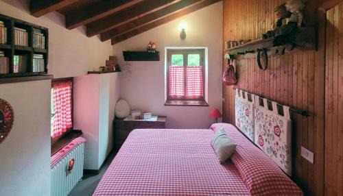 Pasturo Ski Chalet | Charming Mountain Hut on Grigna Mountain - Como Lake