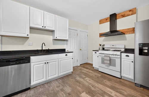 Tower Grove South House | Charming Oasis, Centralized & Walkable