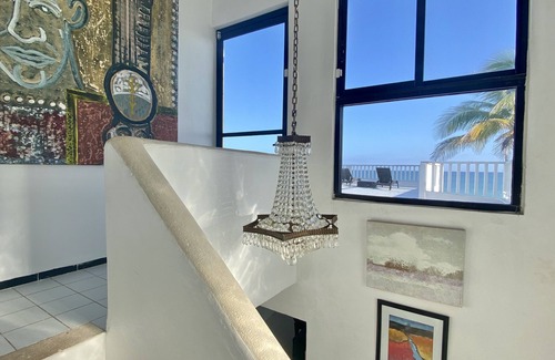 Chelem House | Charming Oceanfront Escape