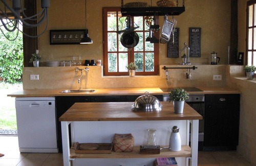 Tremolat House | Charming old tobacco barn with pool and large garden close to Tremolat village