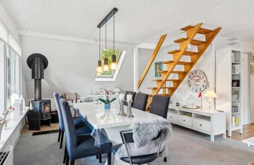 Glesborg House | Charming Older House In A Scenic Natural Area