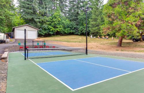 Thurston House | Charming Oregon Home with Private Pickleball Court!