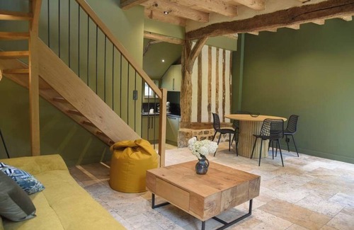 Boudeville Cottage | Charming Pays de Caux Normandie gîte 20 minutes from the coast.