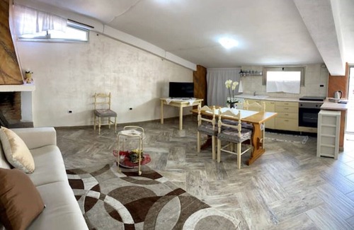 Nulvi Apartment | Charming penthouse in hamlet near the sea