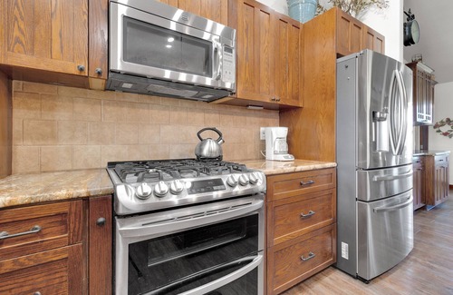 Gilbert House | Charming, Pet-friendly, 3-bedroom home in Gilbert with AC, WiFi, pool, hot tub