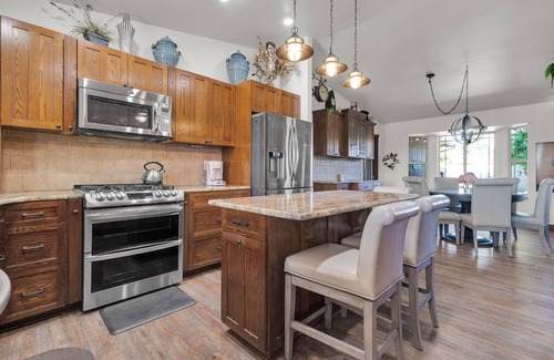 Gilbert House | Charming, Pet-friendly, 3-bedroom home in Gilbert with AC, WiFi, pool, hot tub