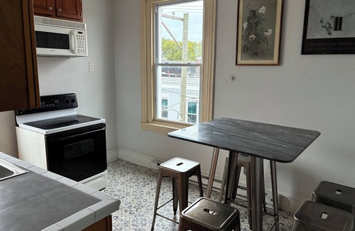 North Philadelphia West Apartment | Charming Philadelphia 2-bedroom Tower Suite nestled among Fairmount Park.