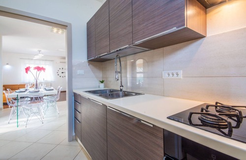 Zabrezani House | Charming pool villa for 8 guests