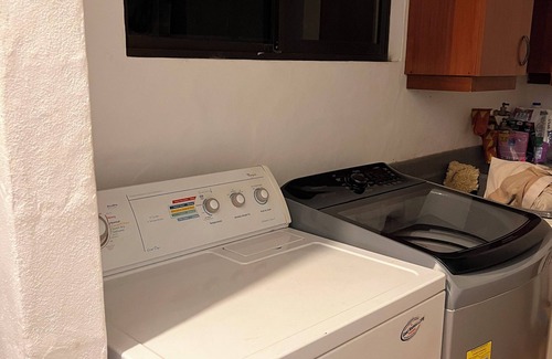 San Antonio House | Charming Private 1 bedroom Queen Size in San Antonio Escazu San Jose