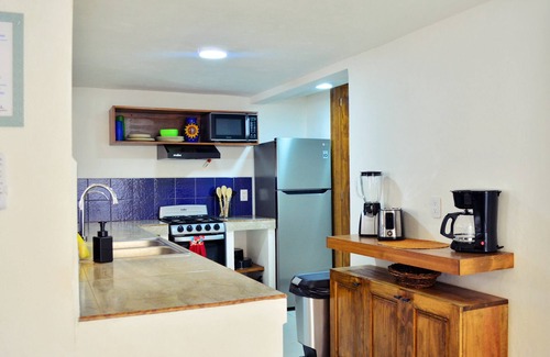 Fovissste House | Charming private house with pool, 2-bedroom, 2 bath, close to beach