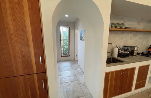 Glenwood Apartment | Charming, Private, Poolside Cottage