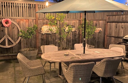Eastside Santa Cruz Cottage | Charming & Private Santa Cruz Cottage 3 Blocks from the Beach