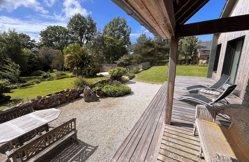Saint-Pierre-Eglise House | Charming, quiet gîte near the Val de Saire beaches