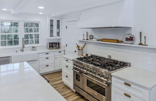 Woodstock House | Charming Ranch in the Woods | Woodstock Way