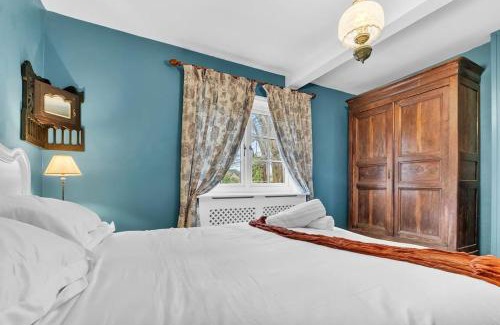 Redhill House | Charming Reigate Redhill Cottage