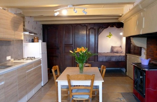 Chaumont-la-Ville Cottage | Charming renovated cottage, garage and bicycles available