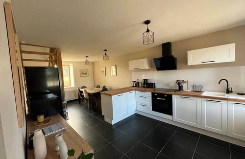 Durdat-Larequille Cottage | Charming Renovated Cottage with Shared Pool, Bikes, and Beautiful Countryside Views