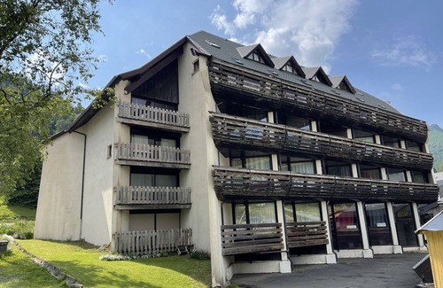 Laveissiere Apartment | Charming Renovated Apartment in Ski Resort Center, Close to Slopes!