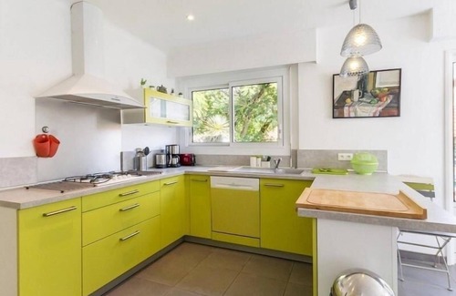 Machecoul Cottage | Charming Renovated Family Home, Close to Sea with Garden, Ping-Pong, and Fireplace