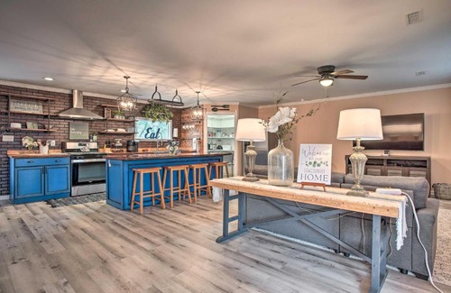 Walterboro - St. George House | Charming Retreat on 20 Acres with Private Lake!