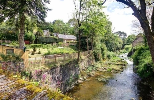 Moisdon-la-Riviere Cottage | Charming Riverside Cottage with Authentic Decor, Private Garden, and Fishing Amenities