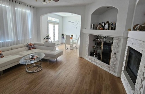Rhodes Ranch House | Charming room in a house with air conditioning and Wi-Fi in vibrant Las Vegas