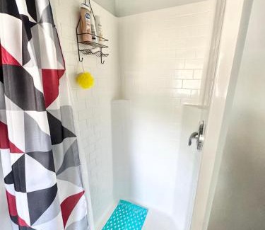 Bandera House | Charming Rt 66 Tiny Cabin-Mins to Main St