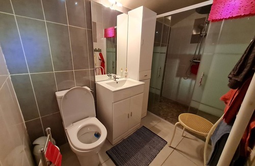Lantefontaine Bed & Breakfast | "Charming Rural Guesthouse: 5 Hectares, Near Briey & Longuyon, Easy Access to Metz & Verdun"