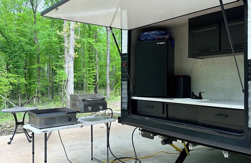 Langston Mile Village House | Charming RV in Lovely Oxford with AC, WiFi