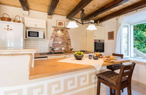 Podobuce Villa | Charming Seaside Villa in Podobuče, Pelješac Peninsula, Croatia