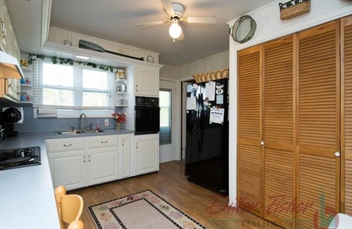 Stone Harbor House | Charming Single Family Luxury Vacation Home, Stone Harbor, NJ