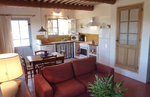 Mazan House | Charming small house in an olive grove with view