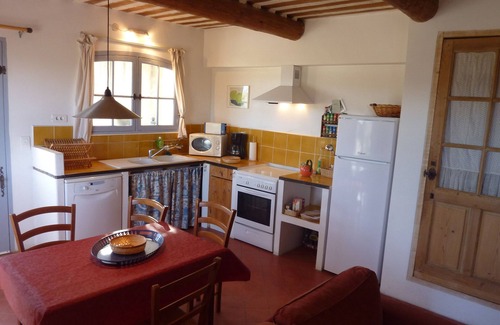 Mazan House | Charming small house in an olive grove with view