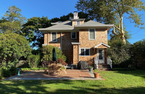 Village of Southampton House | Charming Southampton Village Rental walking distance to both shops and beach