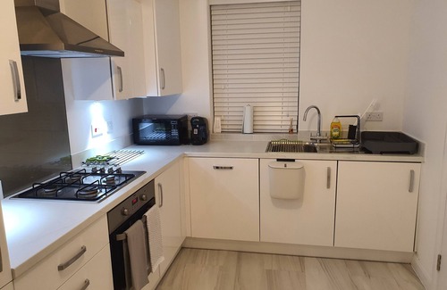 Romsey House | Charming & Spacious 3-Bed Family Home in Heart of Romsey