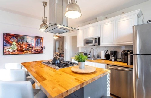 Fairfield Apartment | Charming &Spacious 3BD, 1BA, Fam-Friendly-Yard&Porch
