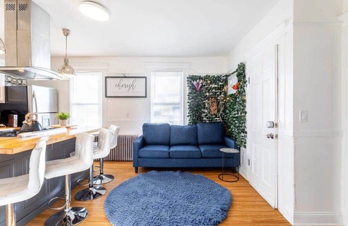 Fairfield Apartment | Charming &Spacious 3BD, 1BA, Fam-Friendly-Yard&Porch
