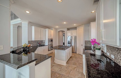 Pearland House | Charming, spacious Family/Grp Retreat in Pearland