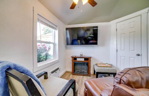 Sparks House | Charming Sparks Escape about 3 Mi to Dtwn Reno!