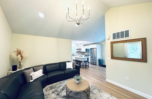 Jerome House | Charming Springfield Stunner: a relaxing escape in peaceful Jerome Village