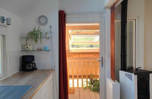 Baincthun Apartment | Charming stable for 2, hiking, beaches, boulonnais