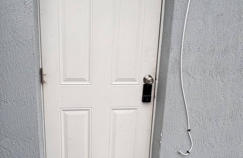 Lake Worth Corridor Apartment | Charming Studio Apartment at Lake Worth Beach!