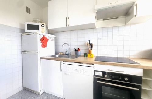 California - Pezou Apartment | Charming studio 10min from the beaches with sea view